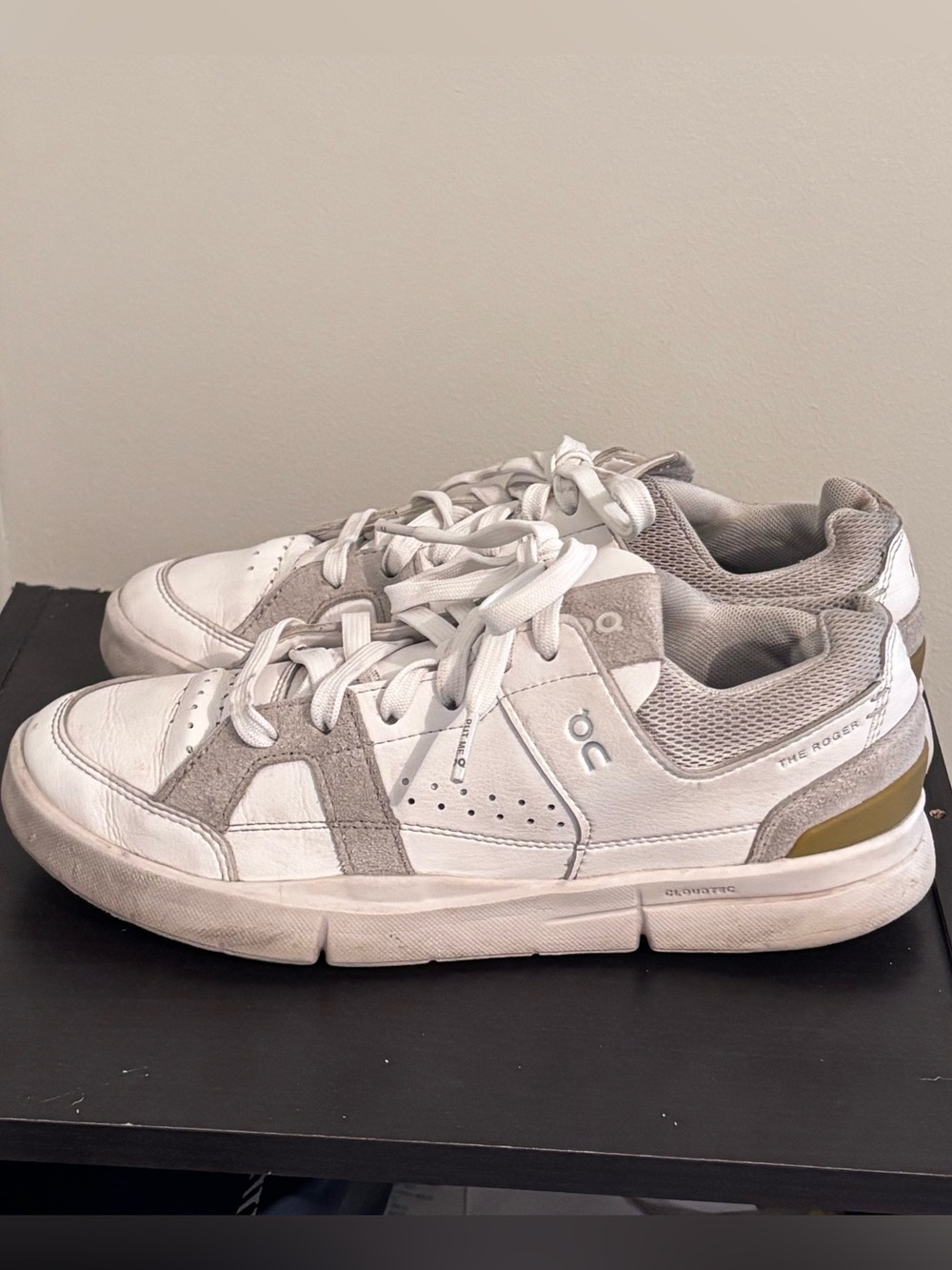 On The Roger Clubhouse Women’s Shoes Size 6.5 White